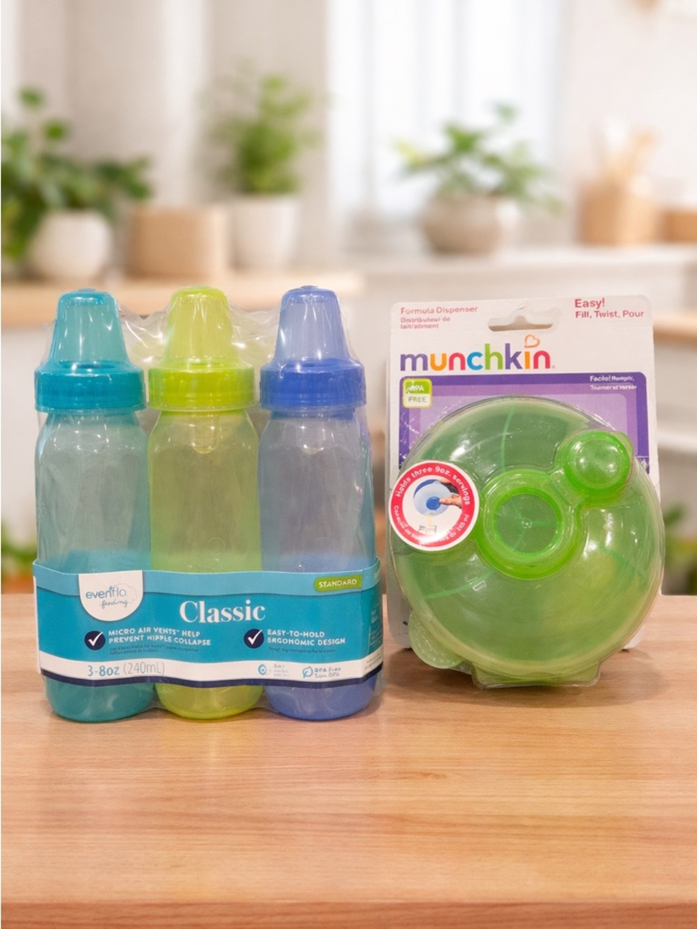 Evenflo Classic Baby Bottles 3-Pack + Munchkin Formula Dispenser Set NWT